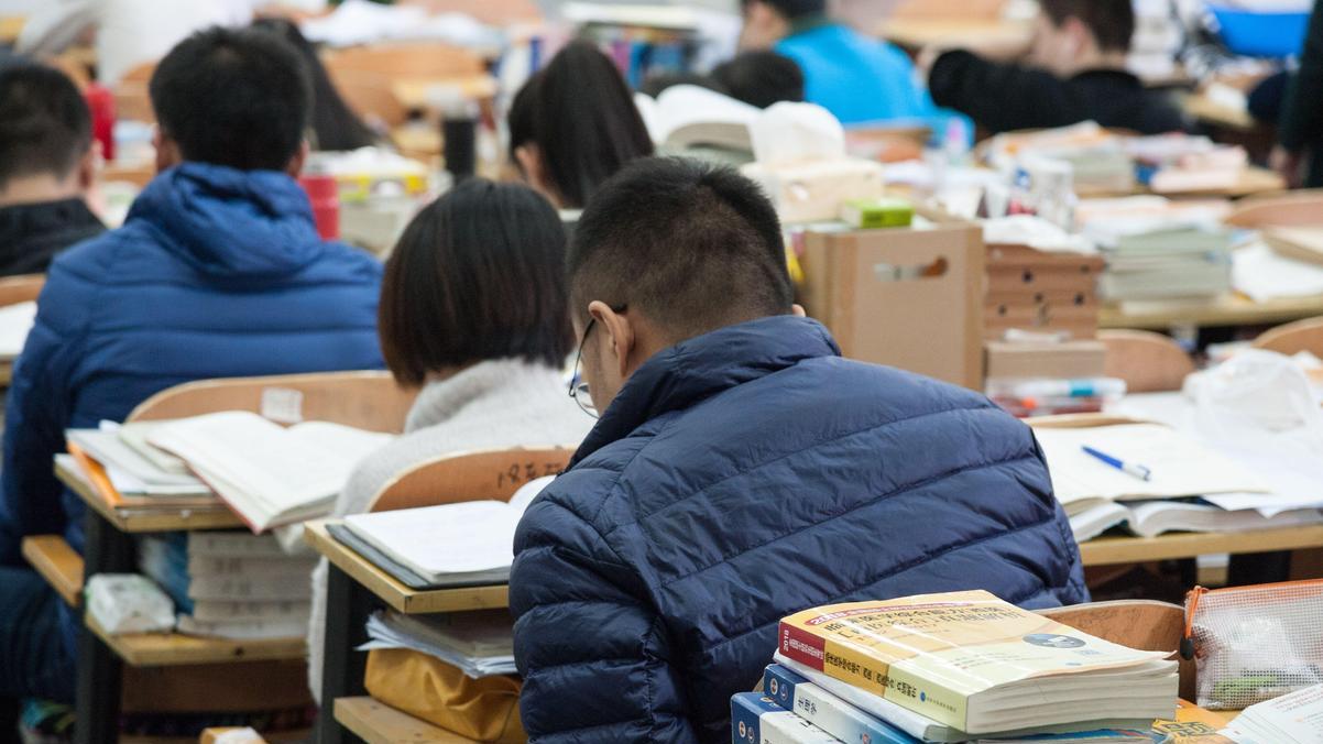 好朋友妻子暗示我，最后被我委婉拒绝了