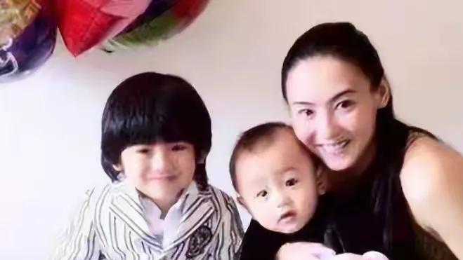 张柏芝传来坏消息，疑似身患癌症，三个孩子移交前夫谢霆锋抚养