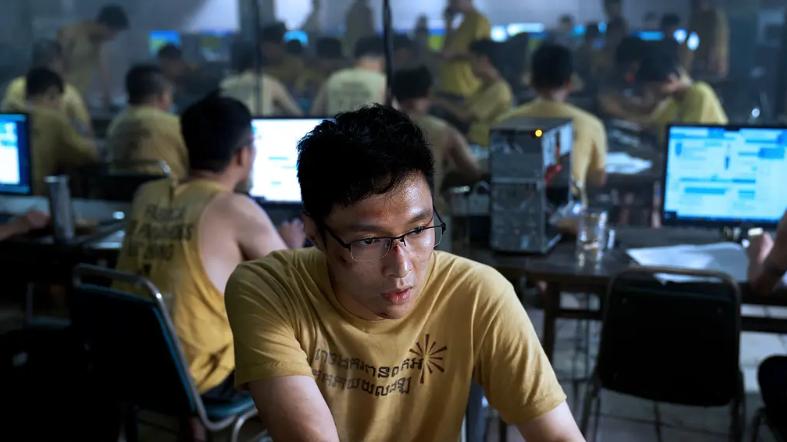 香港影人毁了《莫斯科行动》，港片观众已经看腻了