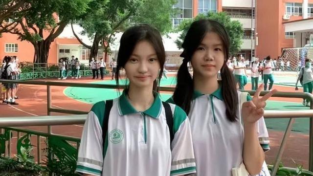 发型 “鲶鱼须”成为过去式，如今“水母头”引领小学生潮流，不太理解