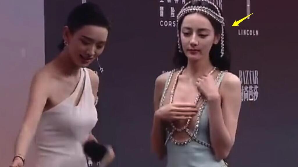 李晓峰|孕肚明显、被翻白眼、卑微提裙，芭莎这一夜，李晓峰的处境太尴尬了！