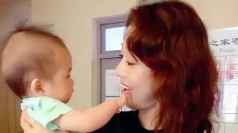 周海媚告别仪式低调办完，安葬顺义，4亿遗产全由母亲继承