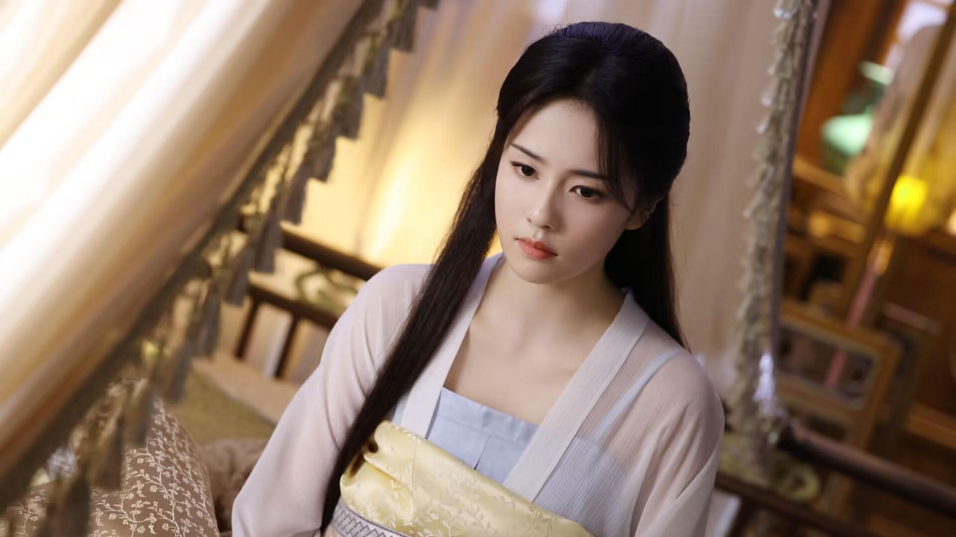 张若昀再启大男主剧，被爆与侯明昊、白鹿领衔，郑业成惊喜加盟