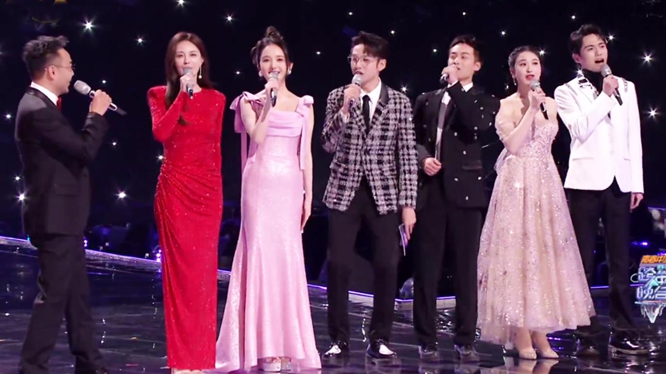 湖南卫视|湖南台捧人失败，两小花出走，接班人难堪大任，全靠何炅汪涵撑场