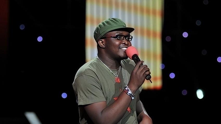 黑人歌手好弟近况：走红后迎娶中国姑娘，今36岁仍未取得中国绿卡