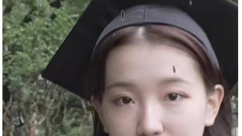孟羽童|孟羽童个人简历被扒，错别字频出耍小心机，董明珠后悔了吗？