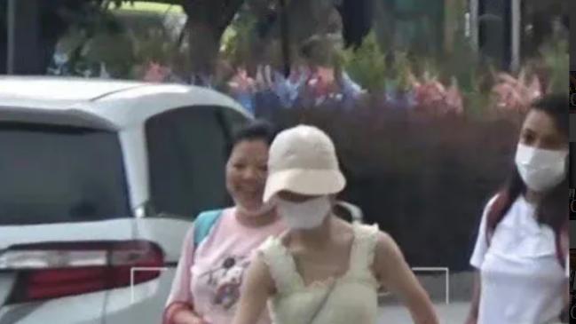 谢娜亲自辟谣怀孕传闻，专注事业成为焦点，粉丝支持力量无限！