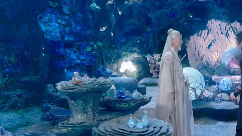 洛宁|月歌行：看懂洛宁为洛歌挡刀身亡，才明白阿浮掠兄夺权是为复活她