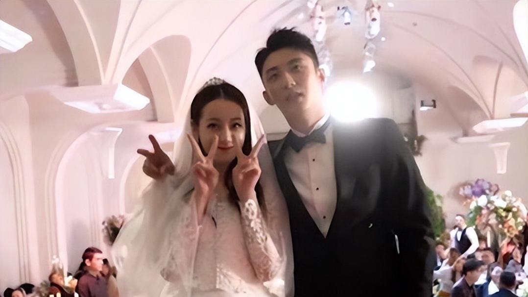 迪丽热巴|曝热巴黄景瑜谈了4年！王雨馨承认与黄结过婚，结婚证钢印明显