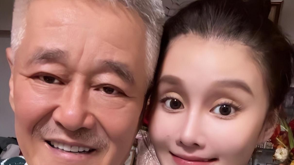 球球遭丈夫背叛，男方偷买3000w房产送家人，赵本山态度引争议