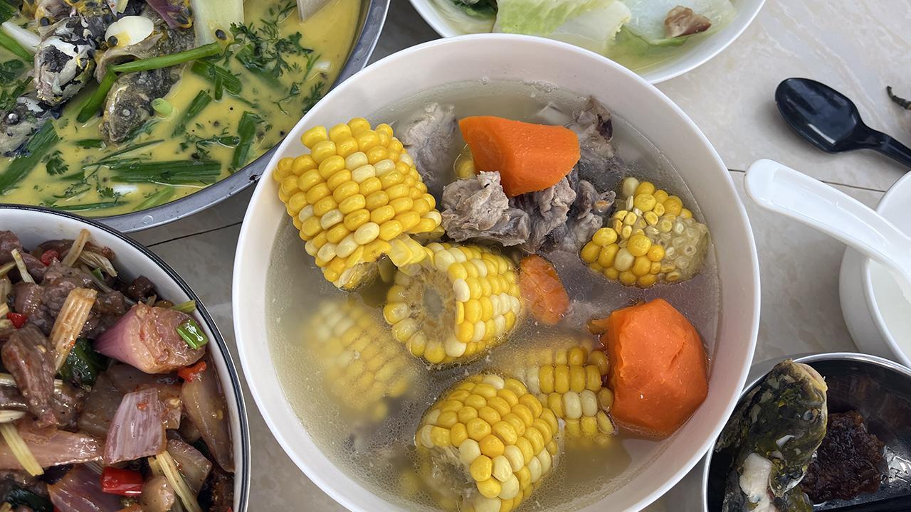 美食秀|云南一家6口的生日晚宴，7道菜真“豪横”，发完朋友圈瞬间火了