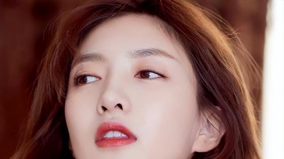 |事实证明，“放荡不羁”的江疏影，已经活成了一个“笑话”