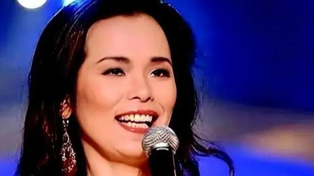 韦唯|韦唯83岁前夫病逝，与3个儿子平静无悲伤，移民美国无回国想法