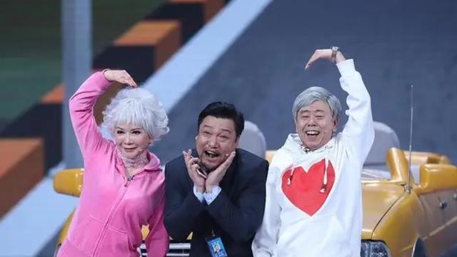 春晚|10年前宁“封圈”也要退出春晚，再看小品的处境，赵本山全说对了