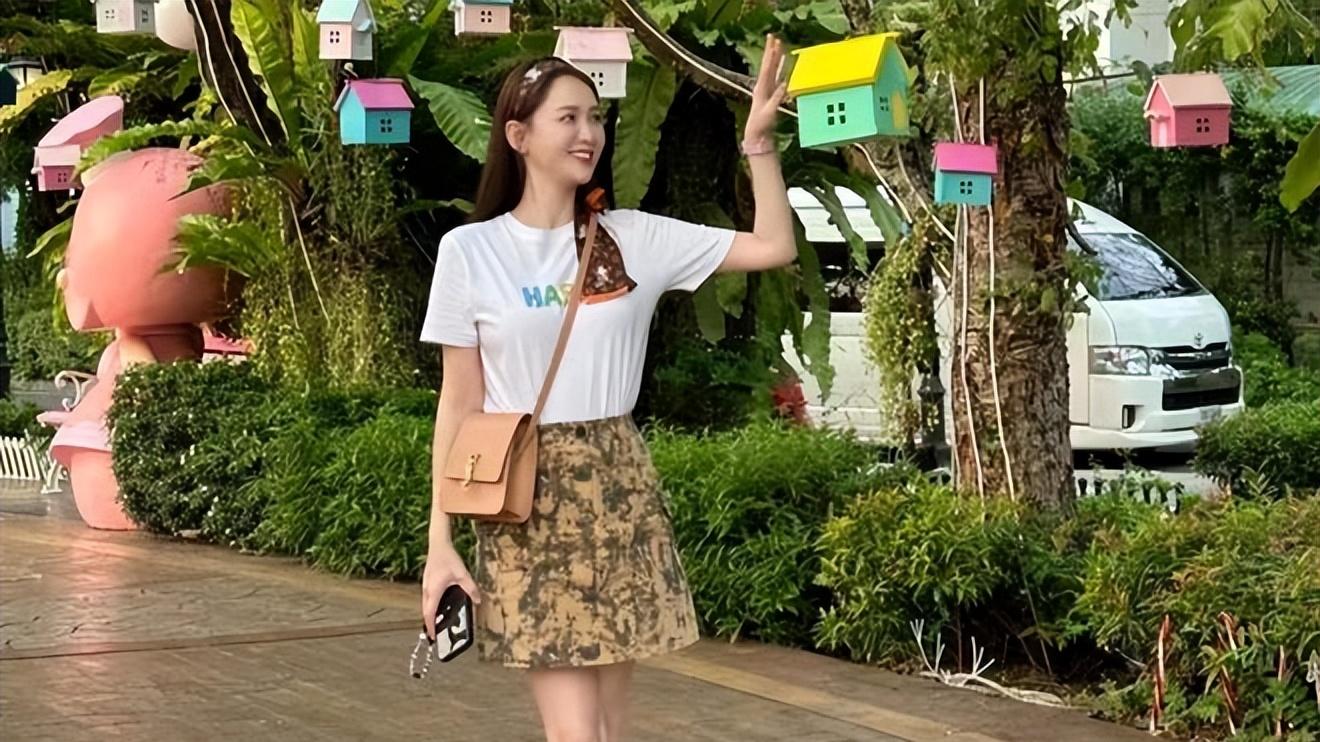 陈乔恩|44岁陈乔恩回应“老花”，大方晒第一副老花眼镜，自称从未近视过