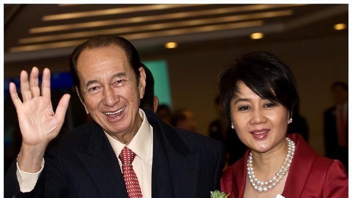 何鸿燊|何鸿燊：做我四太太，每个月10万，梁安琪：不要钱，你教我做生意