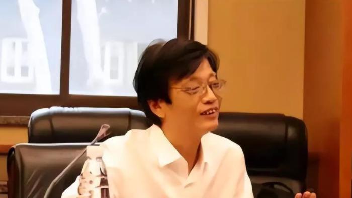 职场霸凌|袁某某再爆丑闻，职场霸凌，疑似搞大了女博士肚子，还有啥做不出