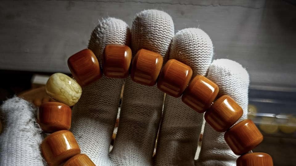 翡翠|文玩手串如何挑选？去繁从简只说重点！