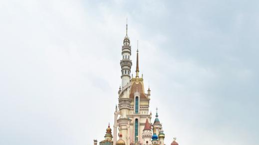 苏醒老婆晒娃，腹部隆起被猜怀三胎，小儿子跟爸爸同款蜡笔小新脸