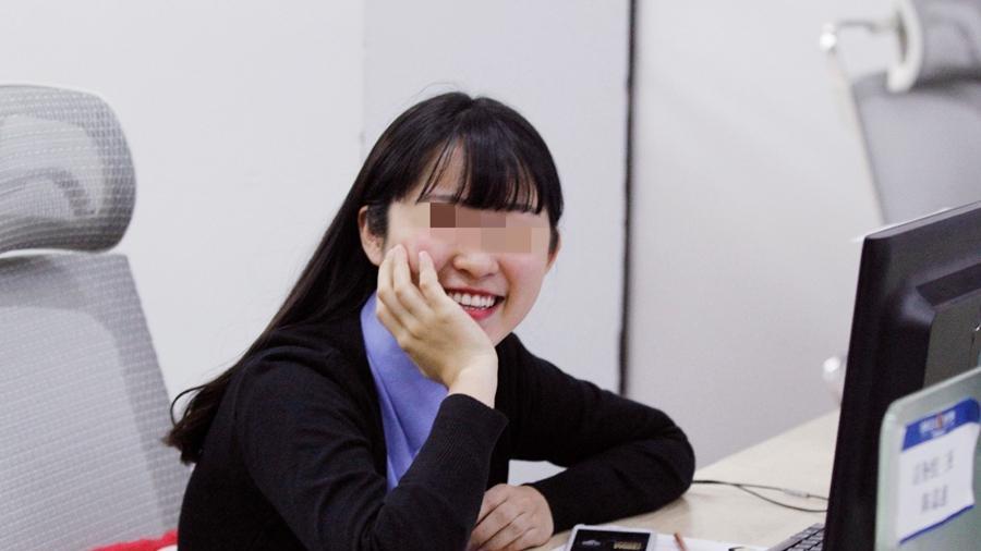 案例：28岁女子为拿驾照多次献身驾校教练，走路姿势让丈夫起疑心