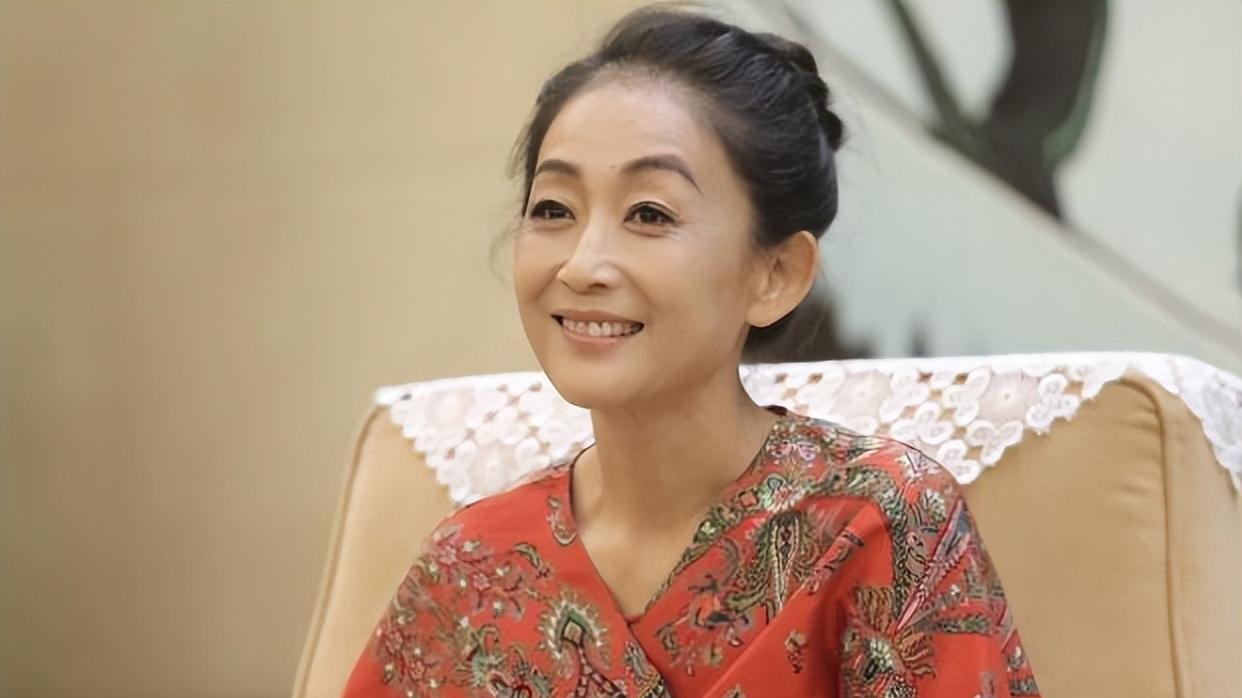 陈瑾：一辈子不婚不育，却与巫刚相伴20年，如今59岁常被恶梦惊醒