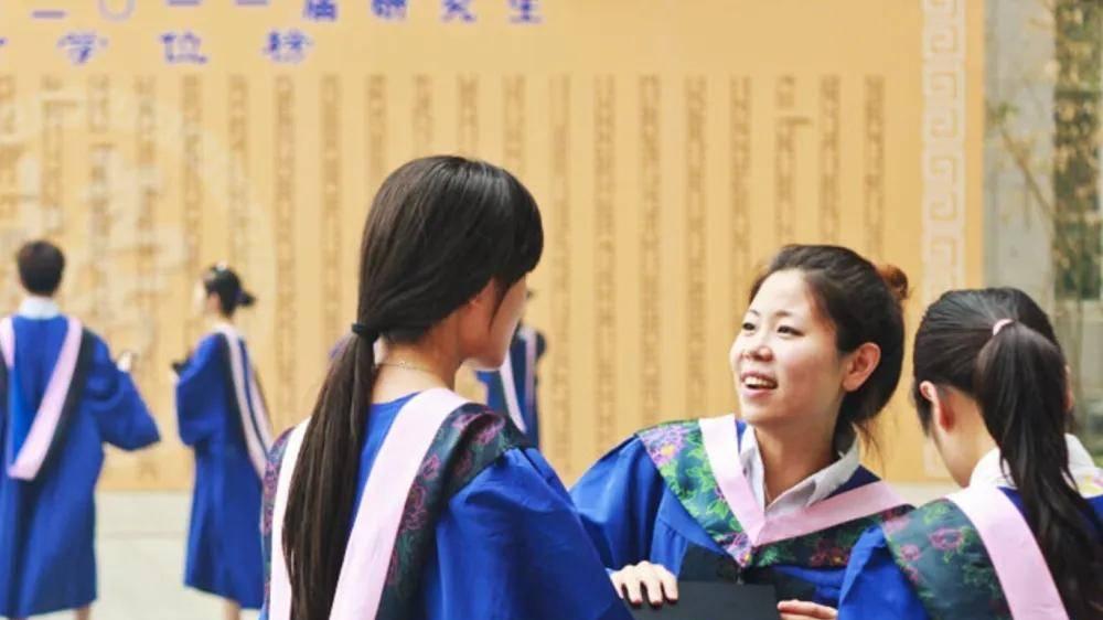 乌合之众|父亲吐槽985毕业的女儿：从别人家的孩子成为笑话，刺痛了多少人