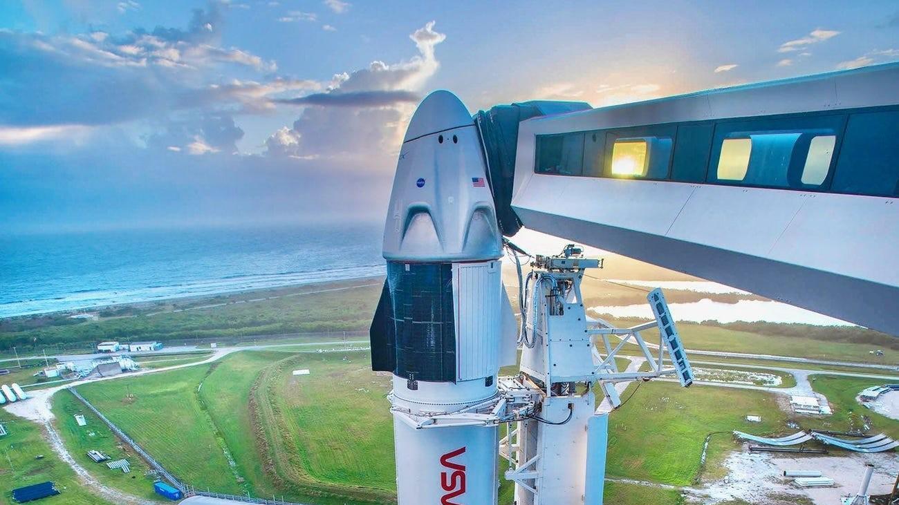 今年要发射10艘飞船，还要去修哈勃望远镜，SpaceX说话算数吗？