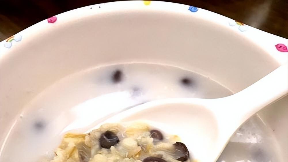 |冬天进补先养骨！坚持吃这“3白2黄”，腿脚有劲，走路如风精神好