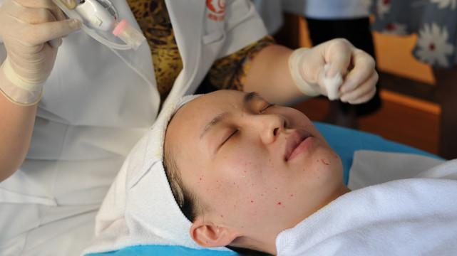 面膜 水光针不是能顶3000片面膜？为什么打完水光还要贴面膜