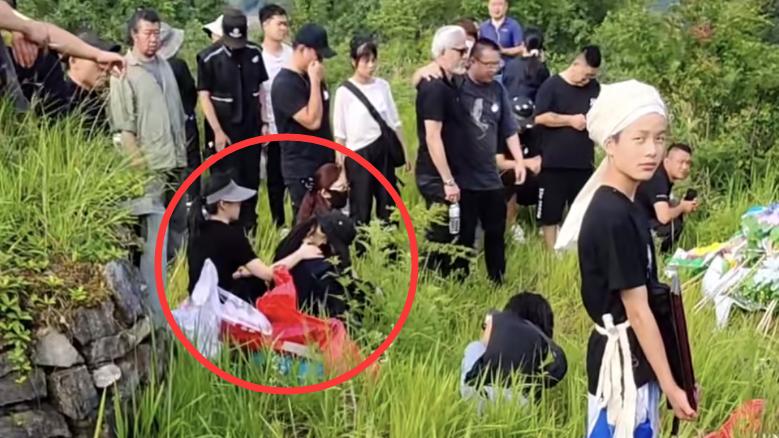 毕夏在张恒远墓地前大哭画面曝光，精神崩溃瘫软在地，好友曝近况