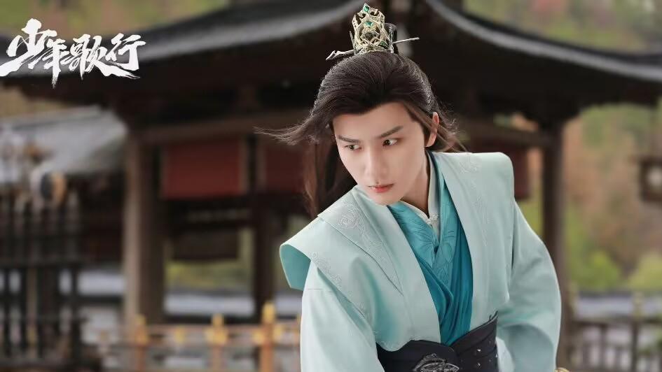 王鹤棣|王鹤棣再启新作，携手张凌赫、邓为主演，《少年白马醉春风》宣发