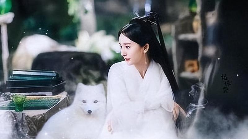 白浅原定唐嫣，一张定妆照撕开杨幂真面目，怪不得好姐妹反目成仇