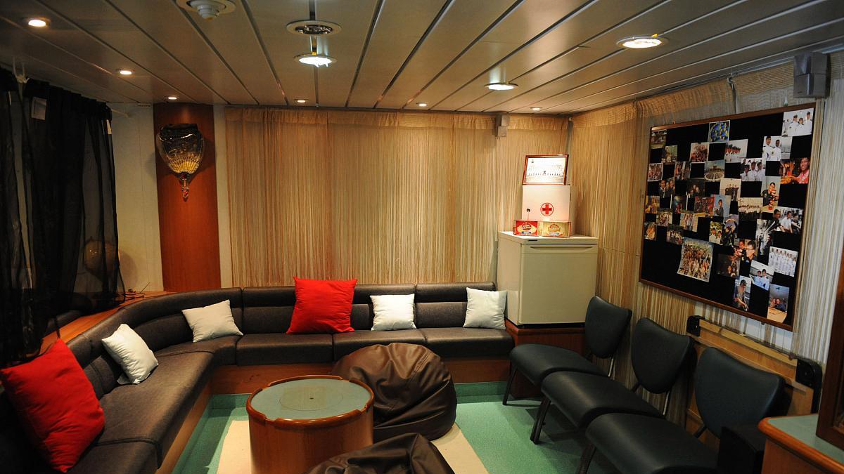 招聘|KTV公主招聘进校园，福建农大回应了，让学生和家长情何以堪？