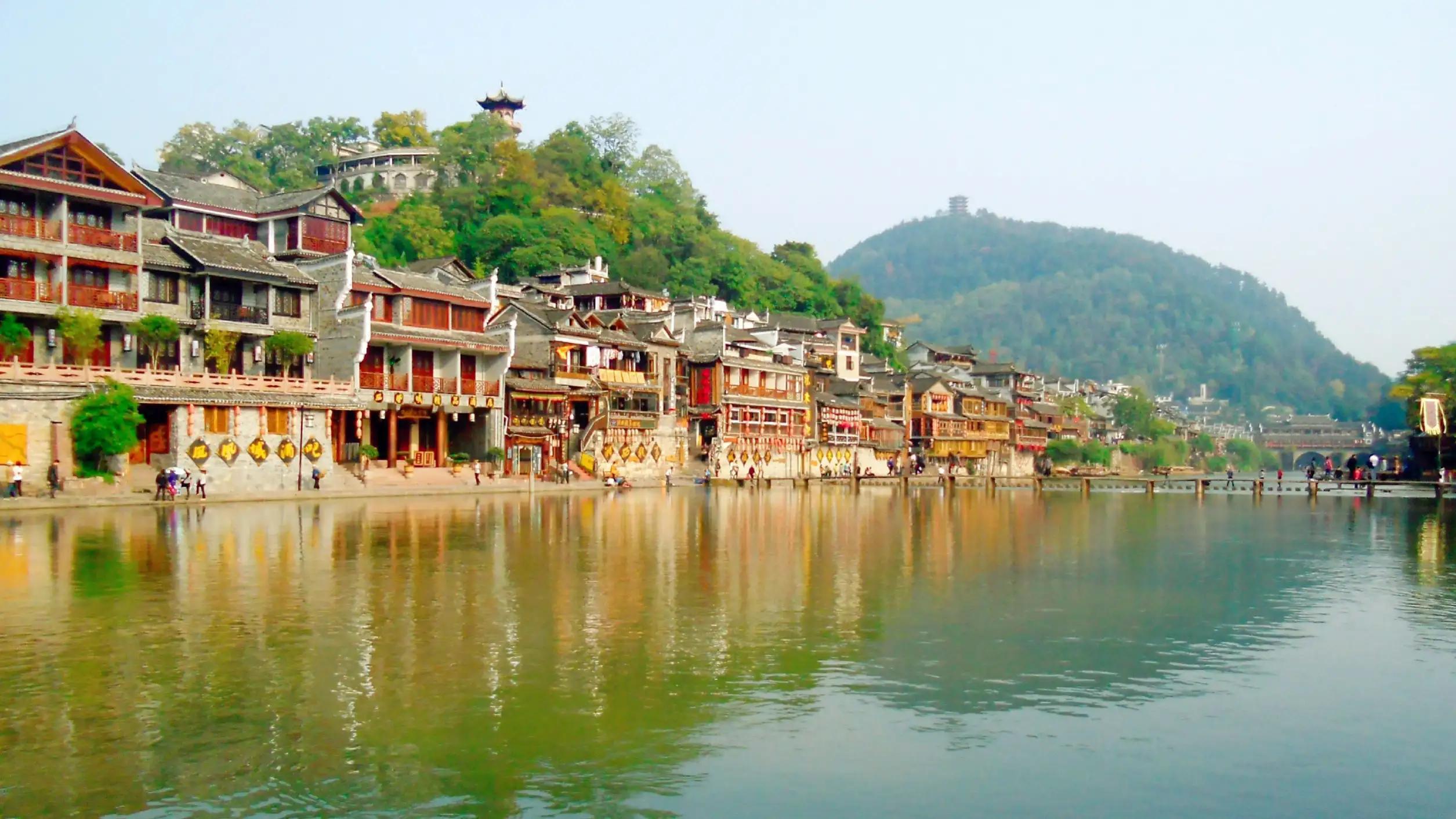 古镇|中国九大美丽的千年古镇，你知道几个？