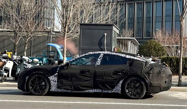 小米科技|小米首款车开始冬季测试，雷军亲身上阵，或卖26万起，明年量产