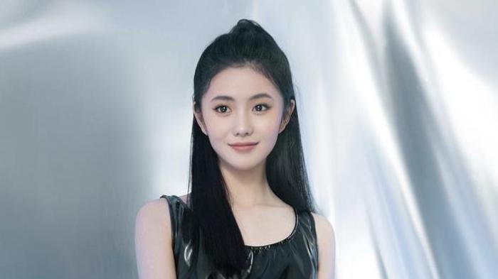 小三|曝90后Z姓女星当小三！插足圈内人婚姻，还曾被富商包养