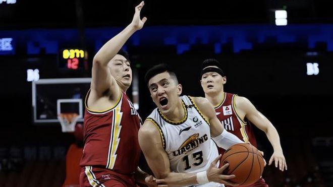 郭艾伦|球迷嘘声中的郭艾伦：职业态度和冷静应对