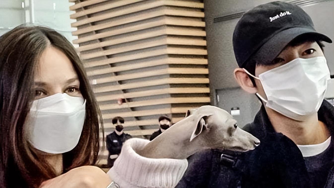 宋仲基|宋仲基老婆顺利产子，女方在老家罗马坐月子，男方家人24小时照顾