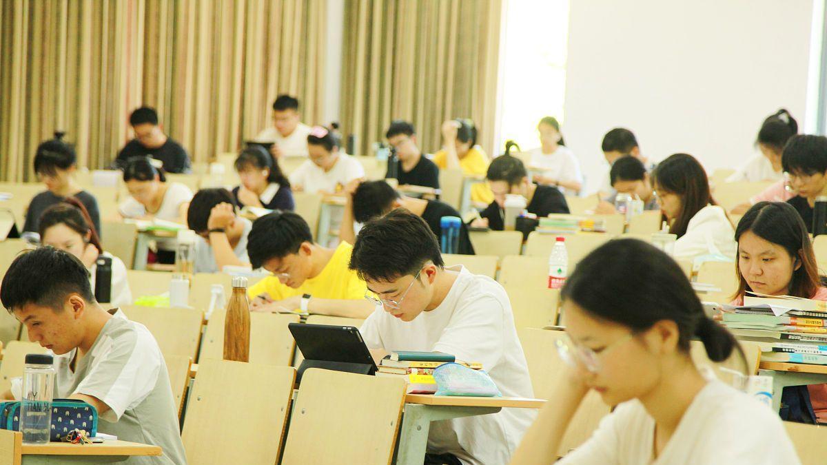 专升本|教育部发布通知，“专升本”考试迎来调整，部分地区5月开始实施