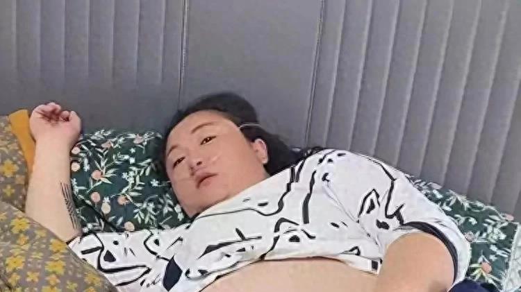 2亿身价吃播网红胖姐，得脑溢血，留下遗嘱：所有的资产给现任老公