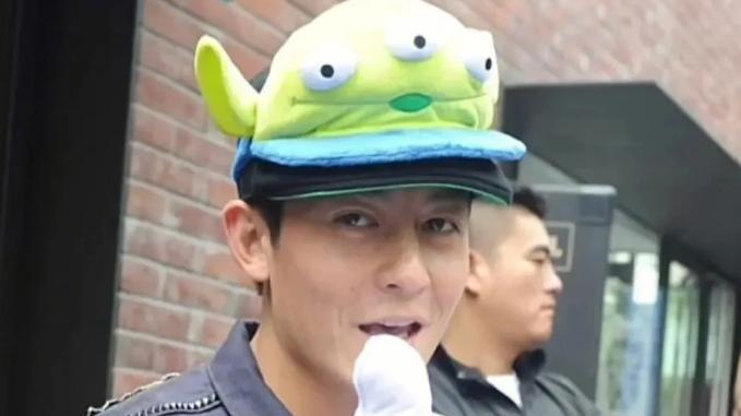 女明星为何都喜欢和陈冠希玩？看完这个，你就懂了！“冠希”门