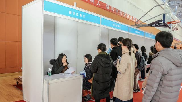 求职|有三种毕业生求职时不受待见，华为前HR给出解释，听完扎心又现实