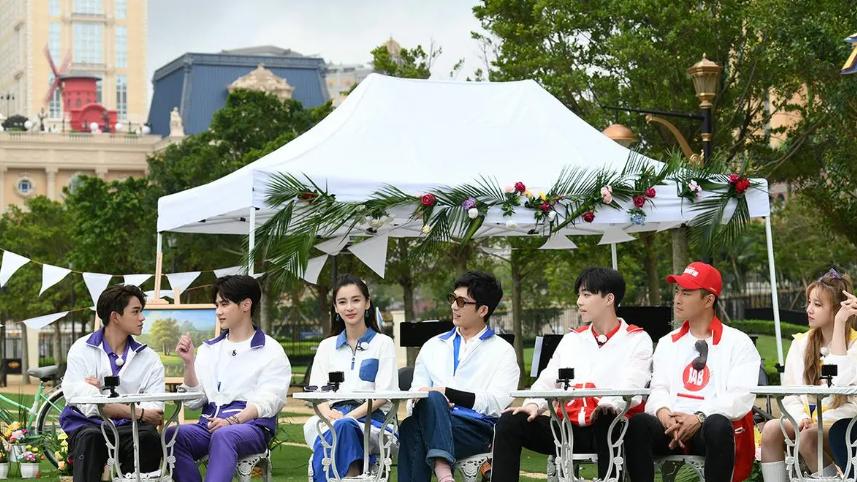 周深|奔跑吧第十期太好看了，开场这一趴的高光晨哥，游戏个个很精彩