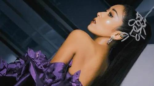 吉克隽逸|吉克隽逸：卖惨炫富当小三，苦心经营10年的“淳朴”人设，崩塌了