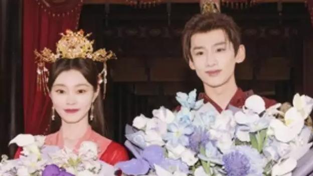 情侣|曝白敬亭宋轶即将分手？合约情侣传闻再起，两人此前被传已领证结婚