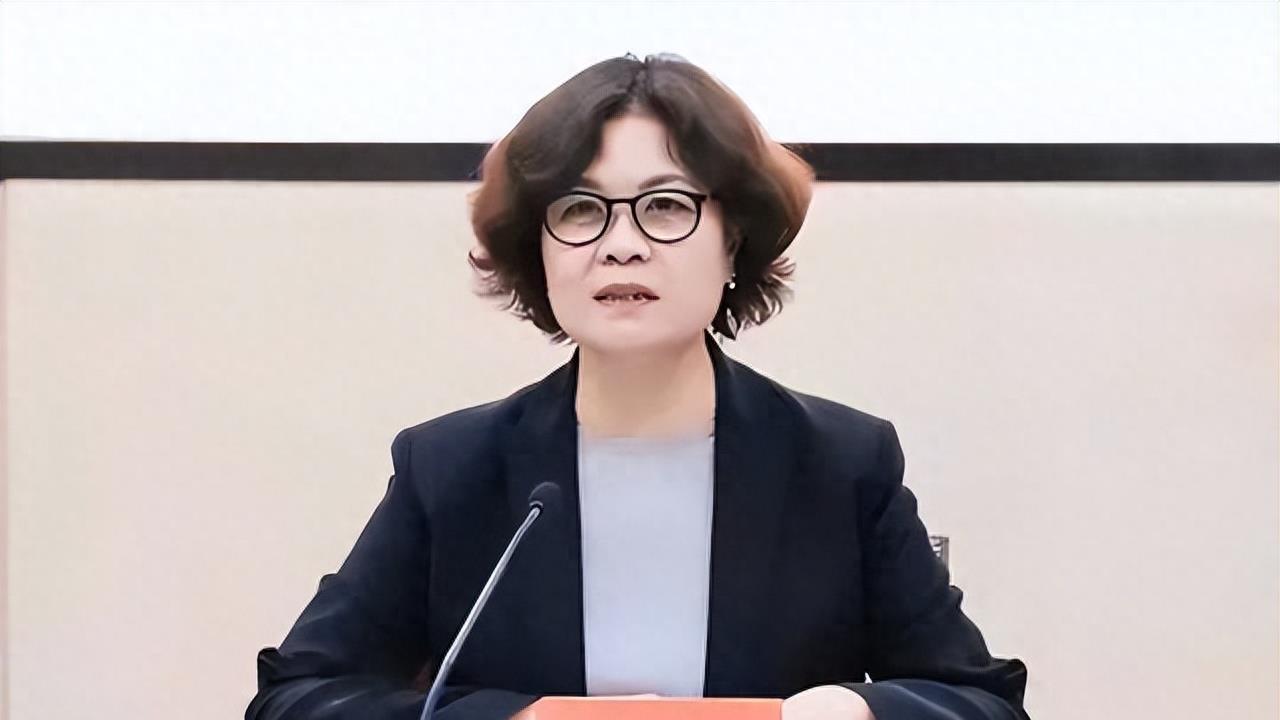 文艺领域的渗透触目惊心，相声圈有些人却还在当炮灰呢