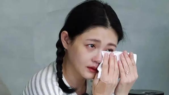 具俊晔|曝大S具俊晔婚变！男方将爱车托运回国，疑厌烦把尿、拒当软饭男