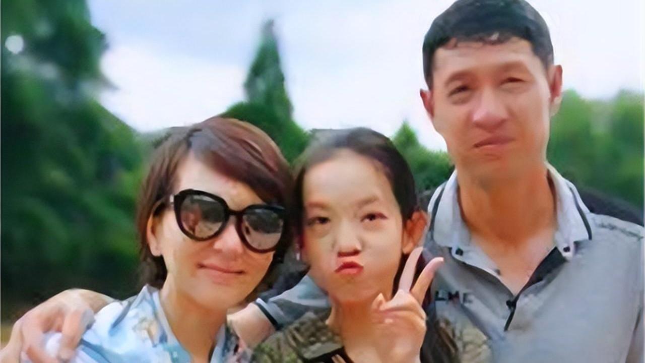 黎兵|前国脚黎兵与歌星甘萍近况：他足球事业不太顺利，她53岁仍显年轻貌美