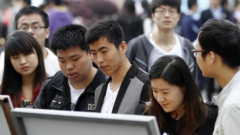 00后整顿职场“受挫”，超千万应届生或将流入市场，企业挑花眼了