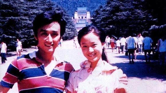 春晚|被誉霹雳王子，三登春晚走红，事业爱情双丰收，36岁因癌症去世播